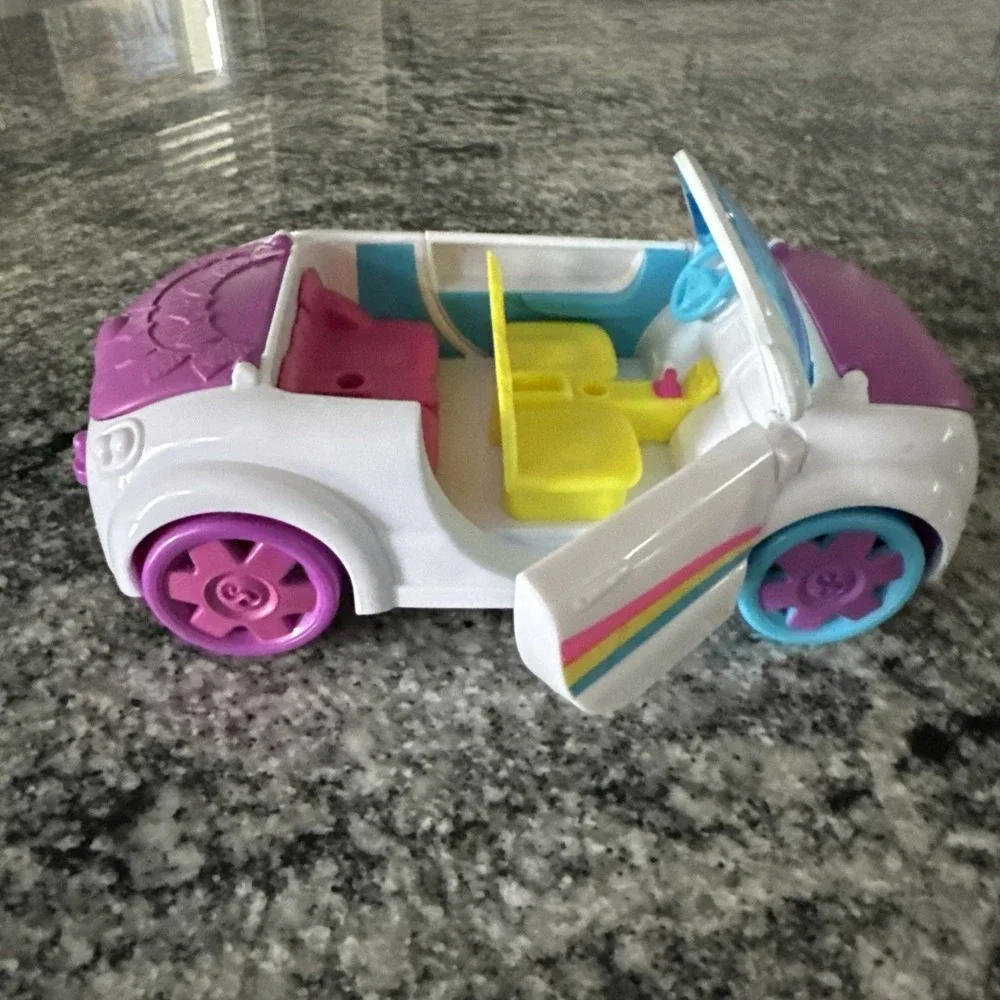 Shopkins Happy Places Rainbow Beach Convertible Rainbow‎ Car